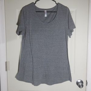 Grey lularoe classic tee